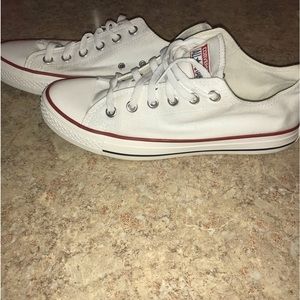 Converse low cut shoes